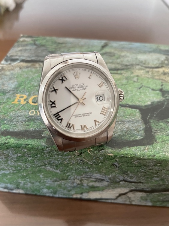 オイスターパーペチュアル16200（高級時計）の商品画像 - 査定依頼日：2025年9月29日 - 最高査定価格：850,000円