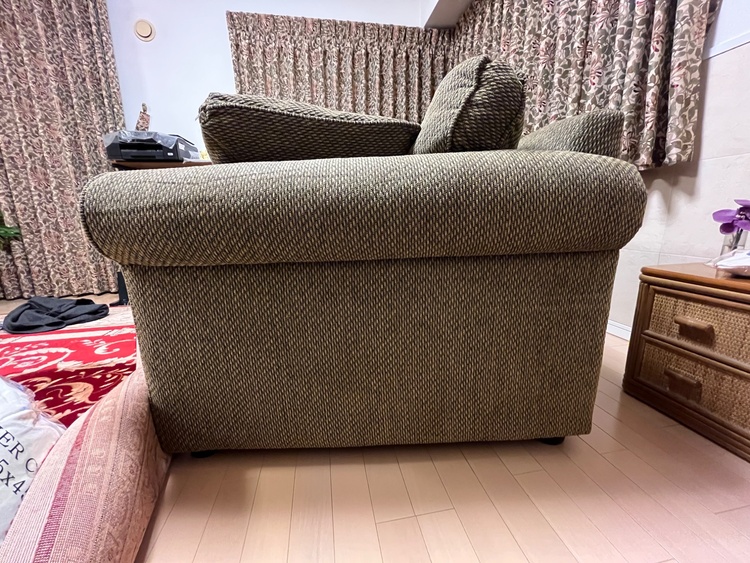 3人掛けソファー　大塚家具で購入（家具・寝具）の商品画像 - 査定依頼日：2026年1月12日 - 最高査定価格：5,000円