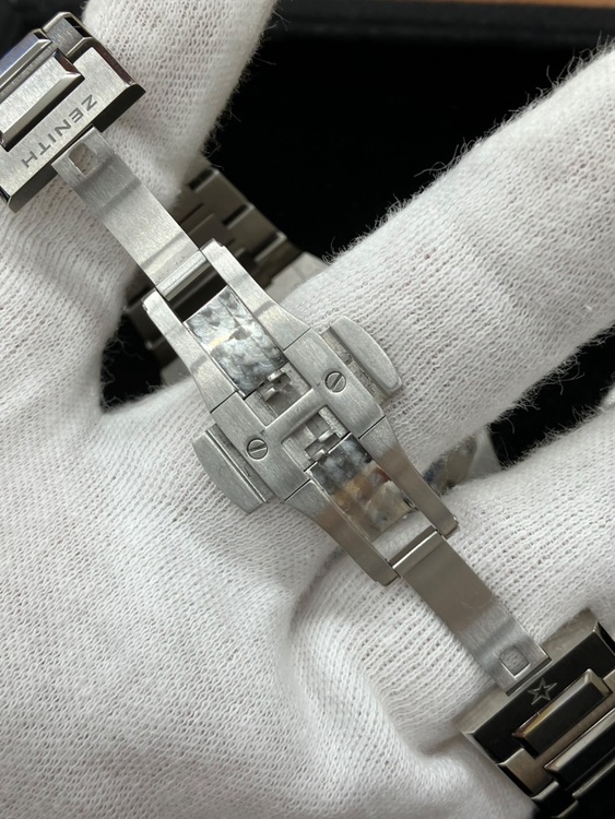 ゼニス その他 （高級時計）の商品画像 - 査定依頼日：2025年8月10日 - 最高査定価格：1,000,000円