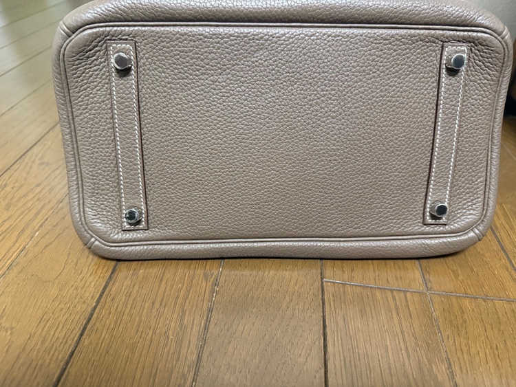 38Ｓトリヨンクレマンス　2009（ブランドバッグ）の商品画像 - 査定依頼日：2025年11月20日 - 最高査定価格：1,700,000円