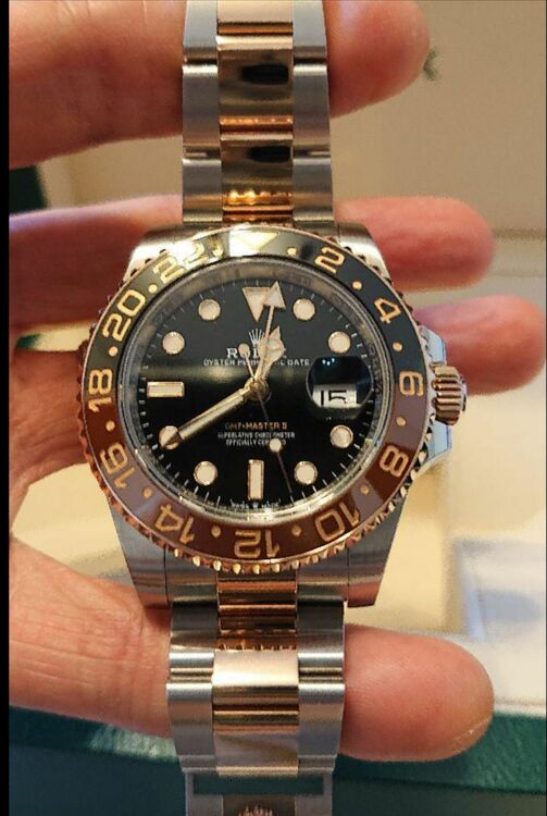 ロレックス GMTマスター （高級時計）の商品画像 - 査定依頼日：2025年8月31日 - 最高査定価格：2,850,000円