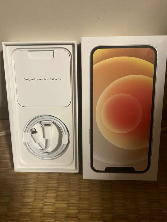 iphone12　64GB　中古（スマホ）の商品画像 - 査定依頼日：2025年4月9日 - 最高査定価格：26,000円