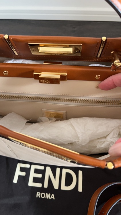 フェンディ  （ブランドバッグ）の商品画像 - 査定依頼日：2025年11月24日 - 最高査定価格：165,000円