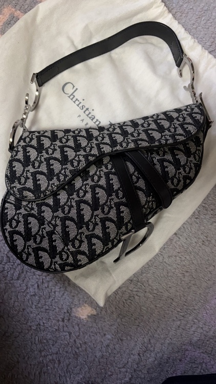 ディオール  （ブランドバッグ）の商品画像 - 査定依頼日：2025年12月8日 - 最高査定価格：210,000円