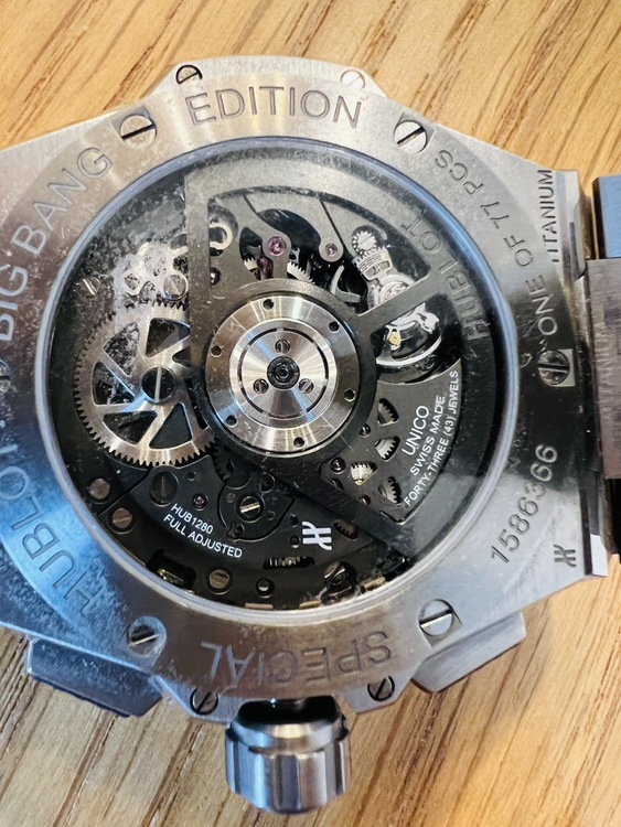 ウブロ ビックバン 451.NX.1140.NX.YOS（高級時計）の商品画像 - 査定依頼日：2026年4月29日 - 最高査定価格：1,300,000円