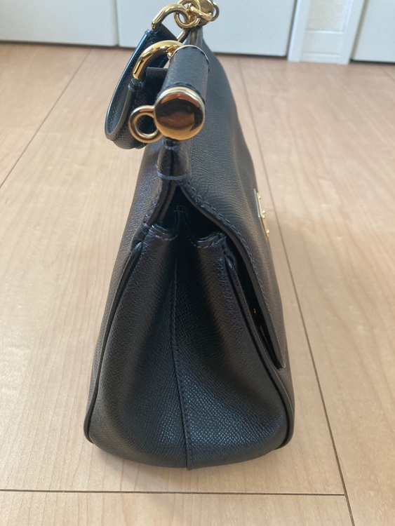 バッグ（ブランド財布・小物）の商品画像 - 査定依頼日：2025年6月17日 - 最高査定価格：25,000円