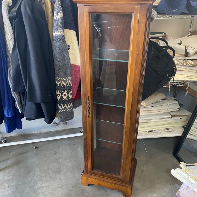 バロッサバレンティ　キュリオケース　鍵なし　開きます（家具・寝具）の商品画像 - 査定依頼日：2025年12月28日 - 最高査定価格：3,000円