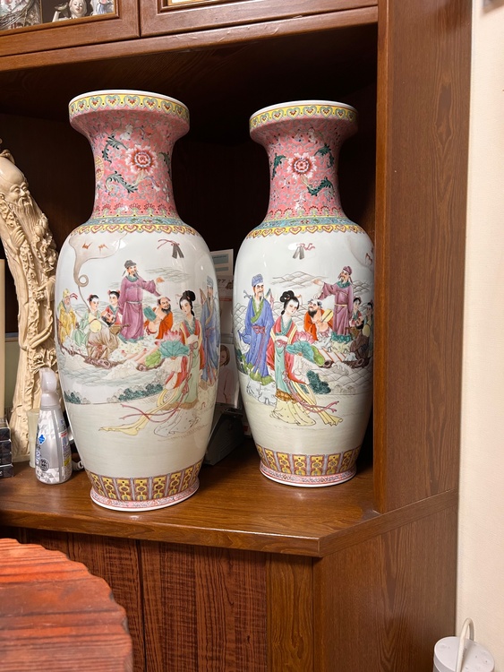 高さ62センチの花瓶（美術品・骨董品）の商品画像 - 査定依頼日：2026年6月1日 - 最高査定価格：3,000円