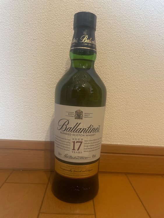 バランタイン17年（お酒）の商品画像 - 査定依頼日：2026年4月17日 - 最高査定価格：3,000円
