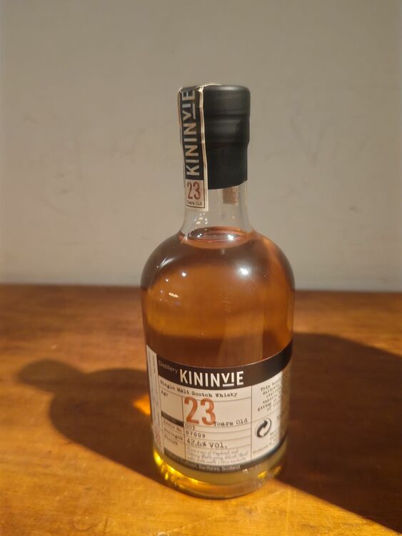 キニンヴィ23（お酒）の商品画像 - 査定依頼日：2025年11月25日 - 最高査定価格：16,000円