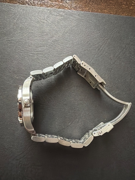 タグホイヤー その他 131（高級時計）の商品画像 - 査定依頼日：2026年2月7日 - 最高査定価格：41,000円