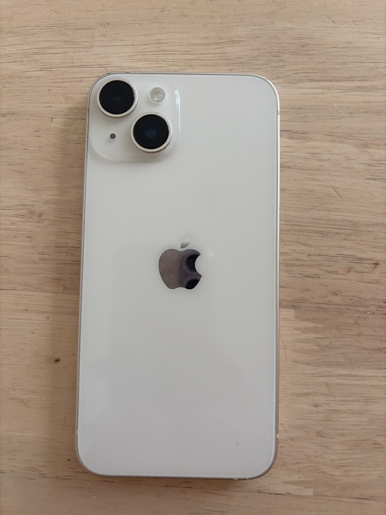 iPhone iPhone 14 128GB Softbank（スマホ）の商品画像 - 査定依頼日：2026年10月15日 - 最高査定価格：39,000円