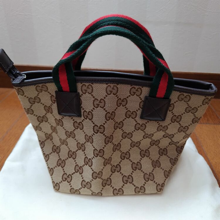 F012858934（ブランドバッグ）の商品画像 - 査定依頼日：2025年10月30日 - 最高査定価格：40,000円