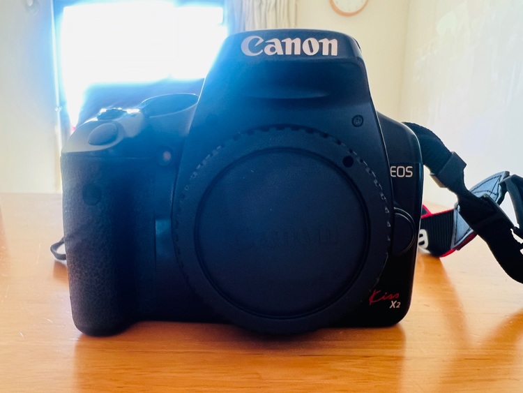 kissx2（カメラ）の商品画像 - 査定依頼日：2025年10月17日 - 最高査定価格：8,000円