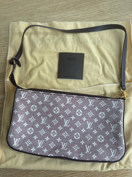 モノグラム・イディール ポシェット・アクセソワール セピア（ブランドバッグ）の商品画像 - 査定依頼日：2025年3月13日 - 最高査定価格：60,000円