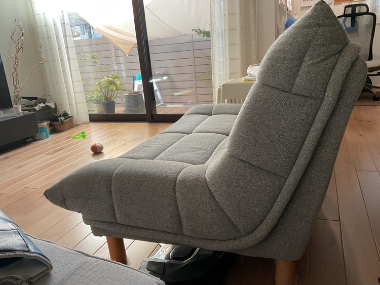 2人がけソファ（家具・寝具）の商品画像 - 査定依頼日：2025年10月30日 - 最高査定価格：3,000円