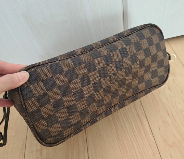 ルイヴィトンダミエ　ネヴァーフル（ブランドバッグ）の商品画像 - 査定依頼日：2025年8月28日 - 最高査定価格：150,000円