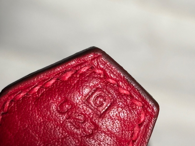 エルメス ボリード35 トゴ ルージュヴィフ □F刻印 ショルダーバッグ（ブランドバッグ）の商品画像 - 査定依頼日：2025年9月3日 - 最高査定価格：200,000円