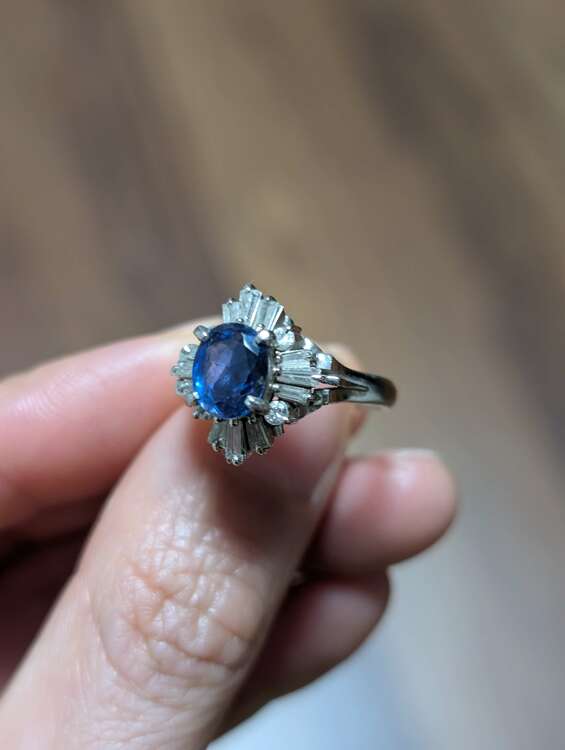 サファイア指輪（金・貴金属）の商品画像 - 査定依頼日：2025年1月27日 - 最高査定価格：80,000円