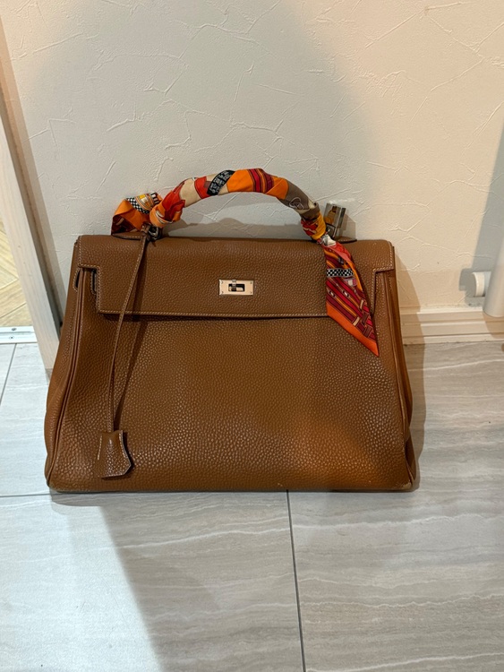 エルメス ケリー （ブランドバッグ）の商品画像 - 査定依頼日：2025年7月10日 - 最高査定価格：800,000円