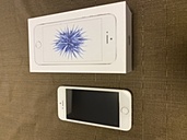 iPhone SE 32GB（スマホ）の商品画像 - 査定依頼日：2020年3月14日 - 最高査定価格：7,000円