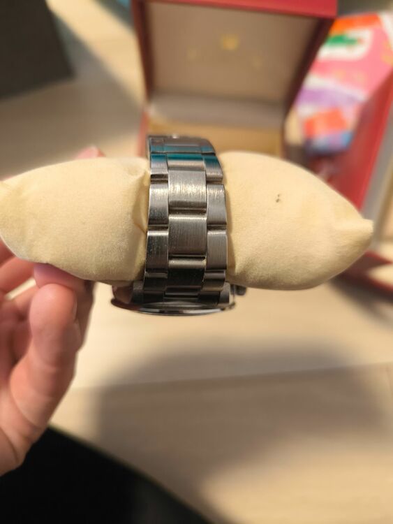 ロレックスディトナ6265（高級時計）の商品画像 - 査定依頼日：2025年7月26日 - 最高査定価格：10,000,000円