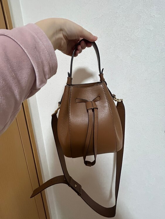 その他 フルラ （ブランドバッグ）の商品画像 - 査定依頼日：2025年3月14日 - 最高査定価格：7,000円