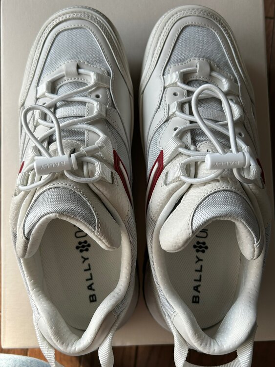 バリー　スニーカー（古着・ファッション）の商品画像 - 査定依頼日：2025年3月26日 - 最高査定価格：5,500円