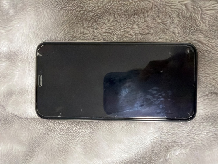 iPhone11 Pro 64GB SIMフリー（スマホ）の商品画像 - 査定依頼日：2026年5月19日 - 最高査定価格：20,000円