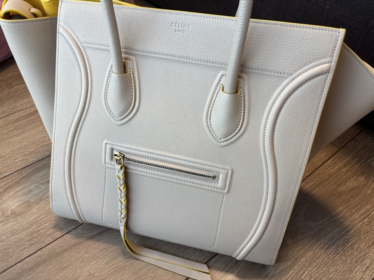 セリーヌ  （ブランドバッグ）の商品画像 - 査定依頼日：2026年1月12日 - 最高査定価格：130,000円