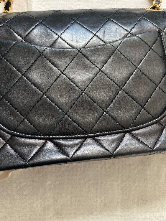 シャネル マトラッセ （ブランドバッグ）の商品画像 - 査定依頼日：2025年1月17日 - 最高査定価格：300,000円