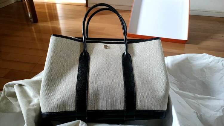 PM（ブランドバッグ）の商品画像 - 査定依頼日：2025年3月15日 - 最高査定価格：100,000円