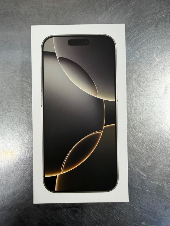 iPhone 16 Pro 256GB SIMフリー（スマホ）の商品画像 - 査定依頼日：2026年2月5日 - 最高査定価格：163,000円