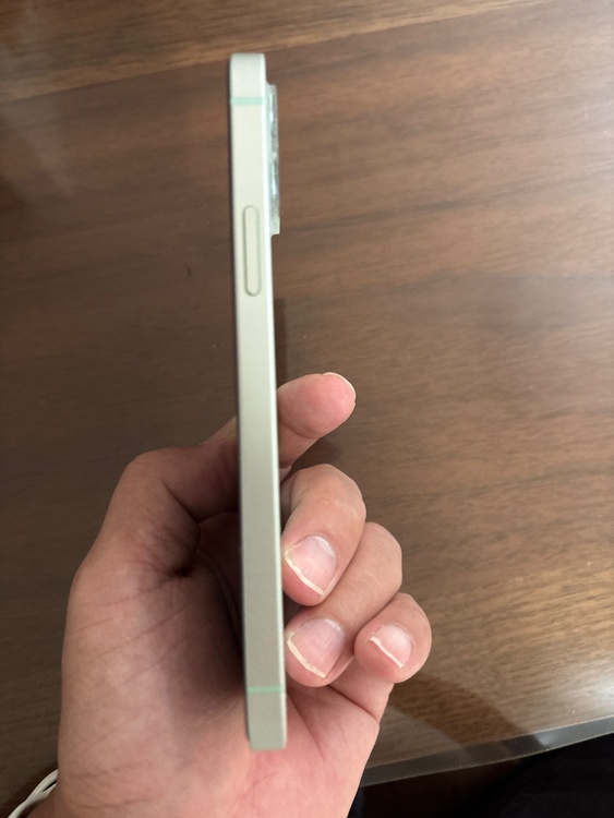 iPhone12（スマホ）の商品画像 - 査定依頼日：2026年7月31日 - 最高査定価格：22,500円
