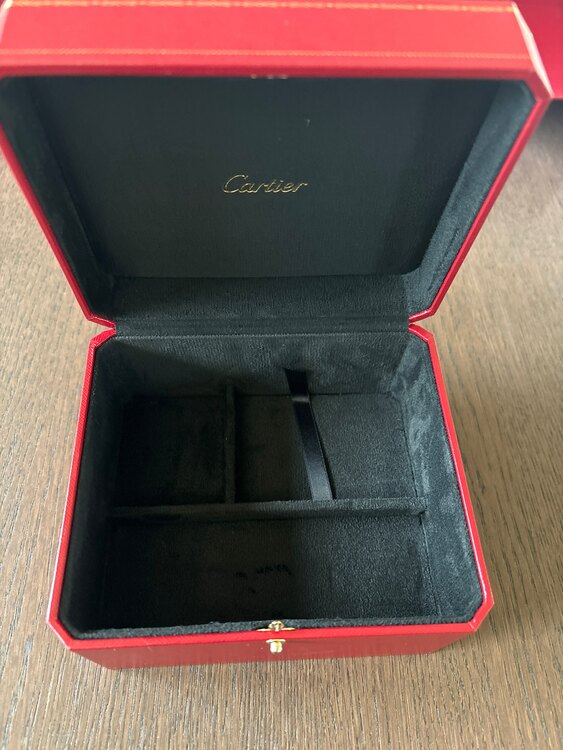 カルティエ サントス WSSA003（高級時計）の商品画像 - 査定依頼日：2025年5月28日 - 最高査定価格：900,000円