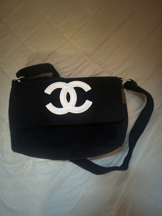 CHANELノベルティーバッグ（ブランドバッグ）の商品画像 - 査定依頼日：2025年12月11日 - 最高査定価格：55,000円