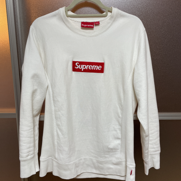 ボックスロゴ トレーナー（古着・ファッション）の商品画像 - 査定依頼日：2026年2月13日 - 最高査定価格：100,000円