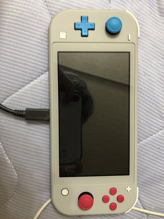 Nintendo Switch Lite本体 ザシアン・ザマゼンタ（ゲーム機本体・ゲームソフト）の商品画像 - 査定依頼日：2020年9月20日 - 最高査定価格：15,000円