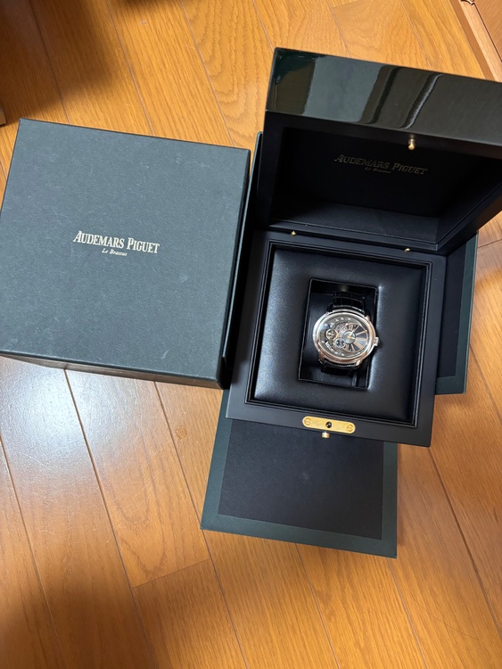 オーデマピゲ ミレネリー （高級時計）の商品画像 - 査定依頼日：2025年9月7日 - 最高査定価格：1,500,000円