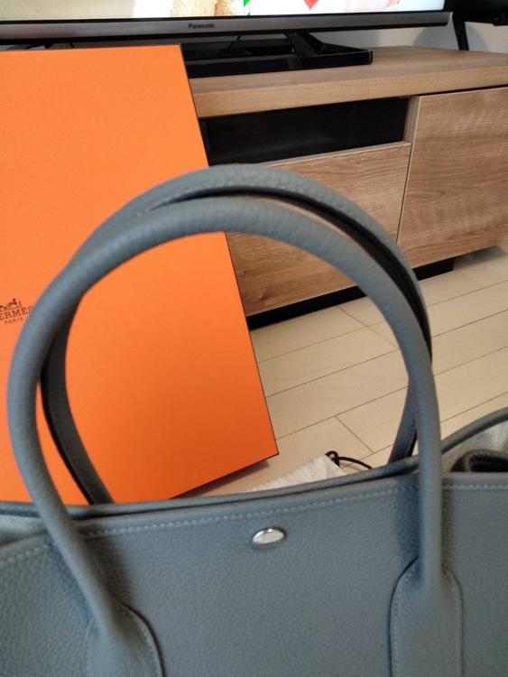 ガーデンパーティーpm グリメイヤー  新品、未使用　U刻印（ブランドバッグ）の商品画像 - 査定依頼日：2026年3月2日 - 最高査定価格：600,000円