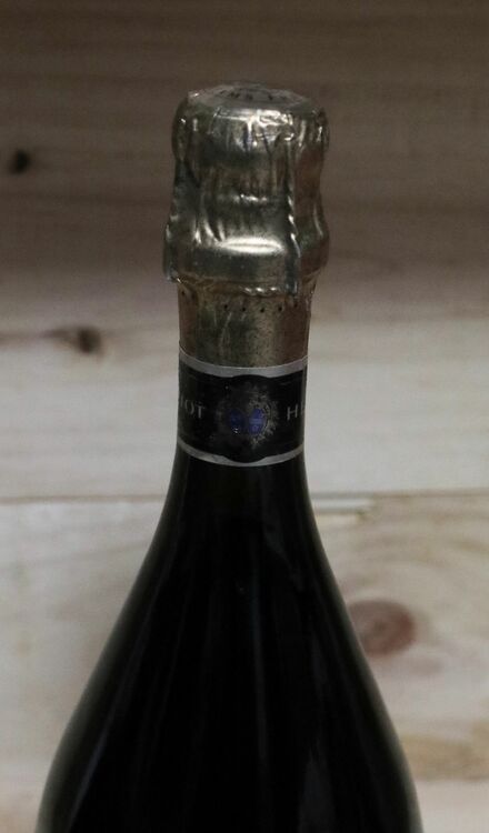 アンリオ キュヴェ・デ・アンシャンテルール 1988（お酒）の商品画像 - 査定依頼日：2025年7月4日 - 最高査定価格：100,000円