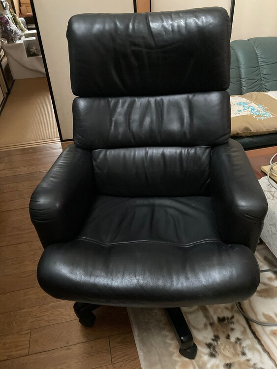 ソファ（家具・寝具）の商品画像 - 査定依頼日：2025年4月27日 - 最高査定価格：5,000円