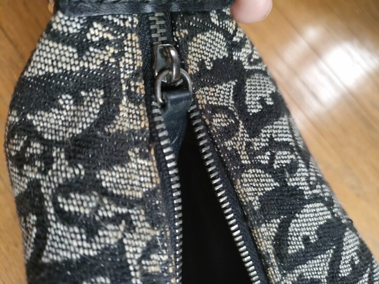 わからない（ブランドバッグ）の商品画像 - 査定依頼日：2025年12月24日 - 最高査定価格：70,000円