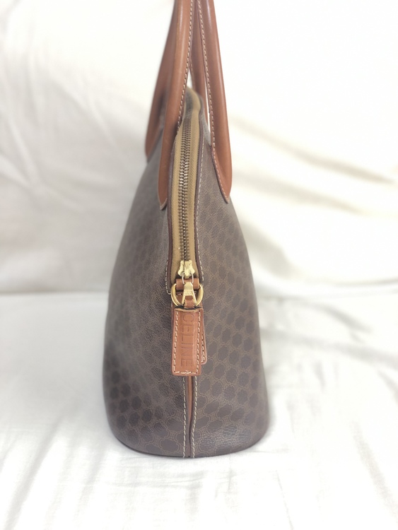 マカダムハンドバッグ（ブランドバッグ）の商品画像 - 査定依頼日：2021年9月1日 - 最高査定価格：35,000円