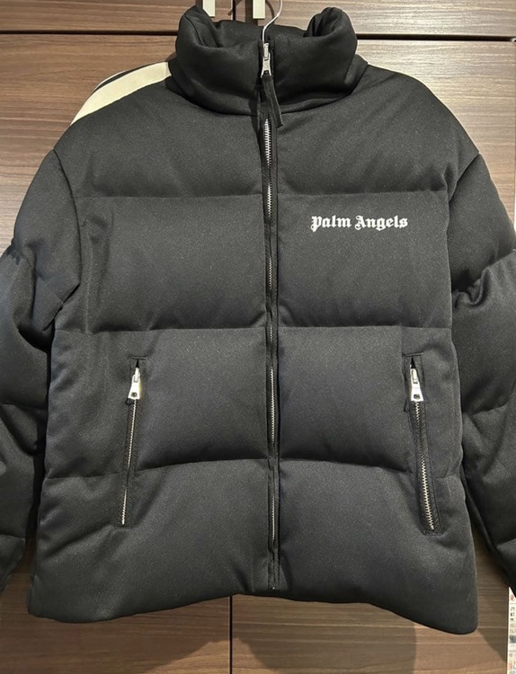 モンクレール　パームエンジェル　ダウン（古着・ファッション）の商品画像 - 査定依頼日：2025年12月30日 - 最高査定価格：100,000円