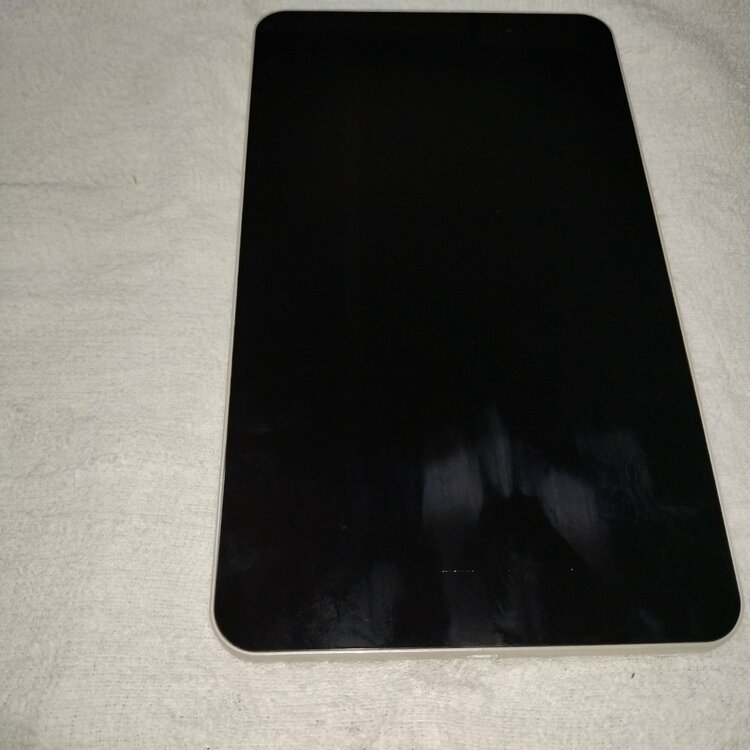 タブレット（PC・タブレット）の商品画像 - 査定依頼日：2025年12月27日 - 最高査定価格：100,000円