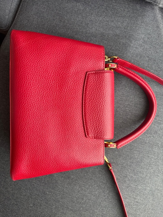 カプシーヌBB（ブランドバッグ）の商品画像 - 査定依頼日：2026年2月18日 - 最高査定価格：400,000円