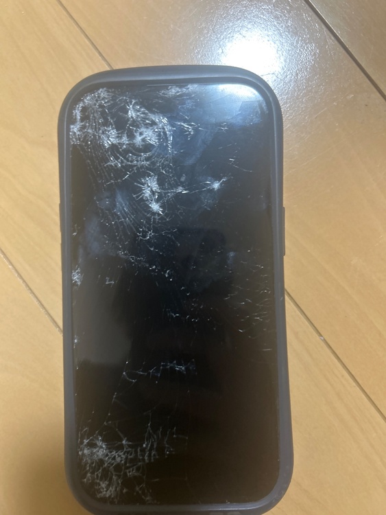 iPhone15（スマホ）の商品画像 - 査定依頼日：2026年1月17日 - 最高査定価格：38,000円