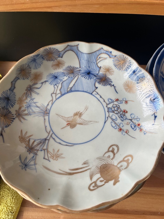 お皿（美術品・骨董品）の商品画像 - 査定依頼日：2026年7月2日 - 最高査定価格：5,000円