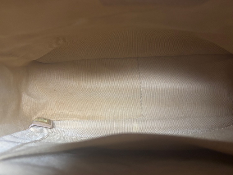 キャビアスキン  トートバッグ （ブランドバッグ）の商品画像 - 査定依頼日：2025年11月10日 - 最高査定価格：201,000円